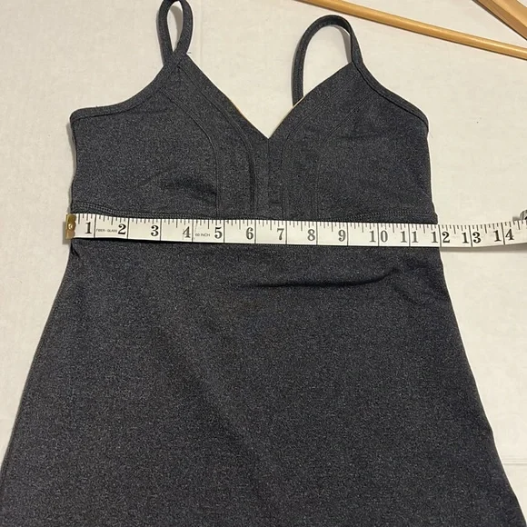 One Tooth Tank - Picture 7 of 10